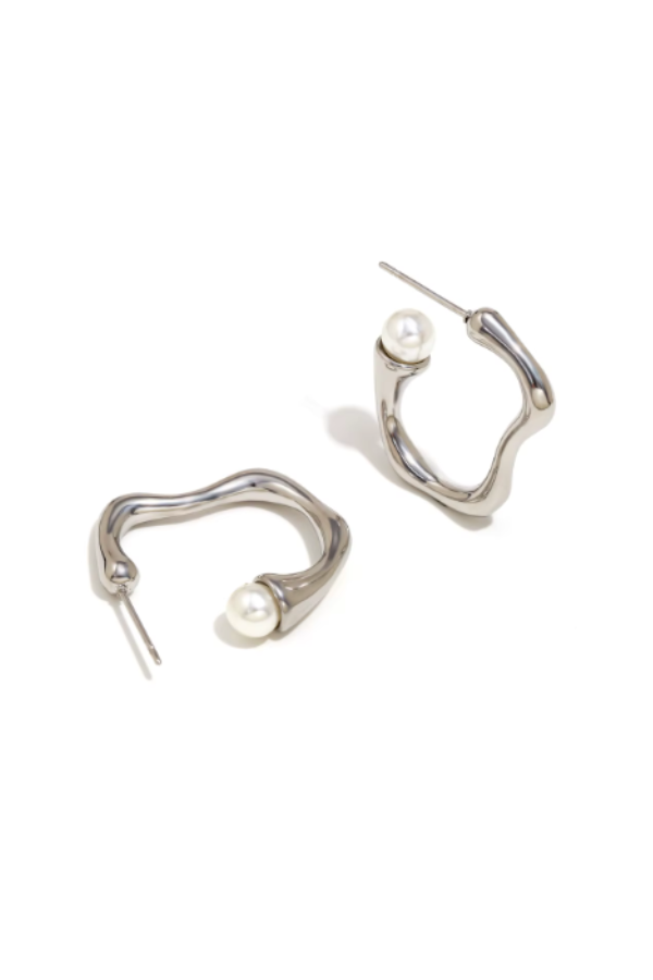 SCULPTED SILVER HOOP EARRINGS